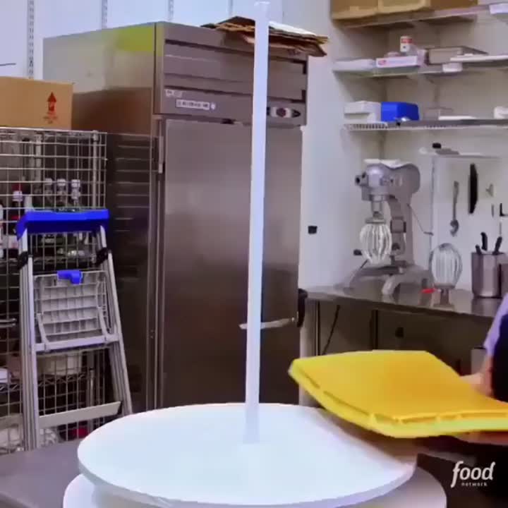 کیک لباس عروس