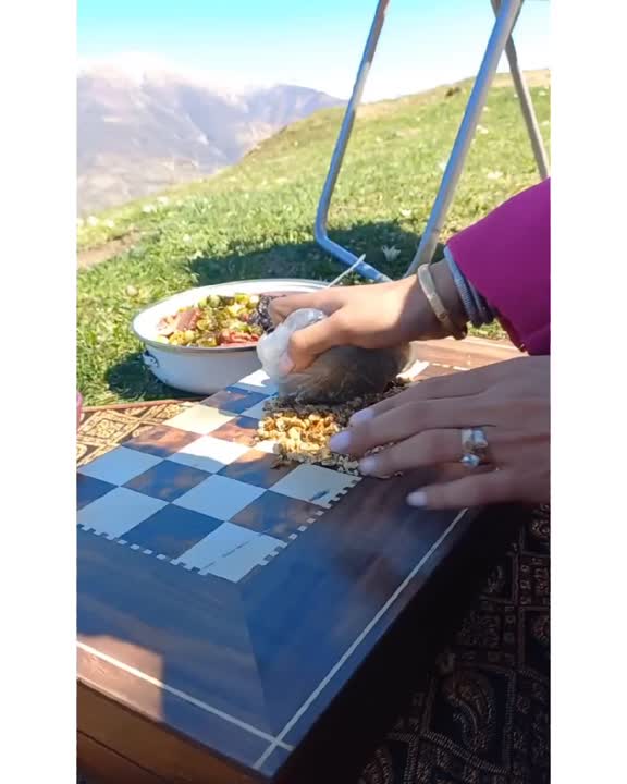 کباب درست کردن در طبیعت زیبای گیلان، ییلاقات