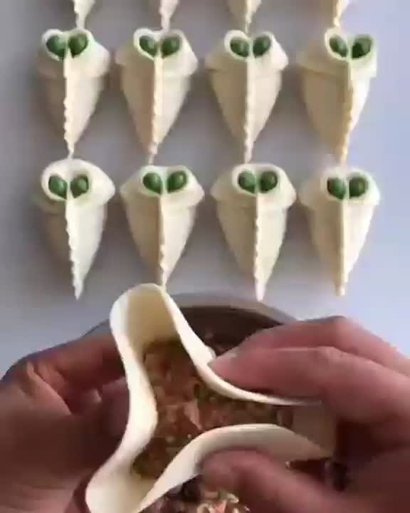 پیچوندن یا حالت دادن به خمیر