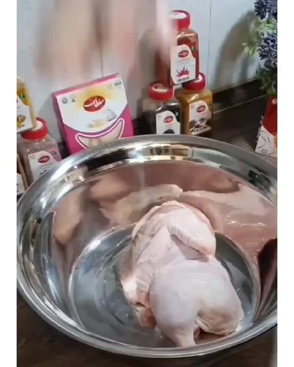 زرشک پلو با مرغ مجلسی