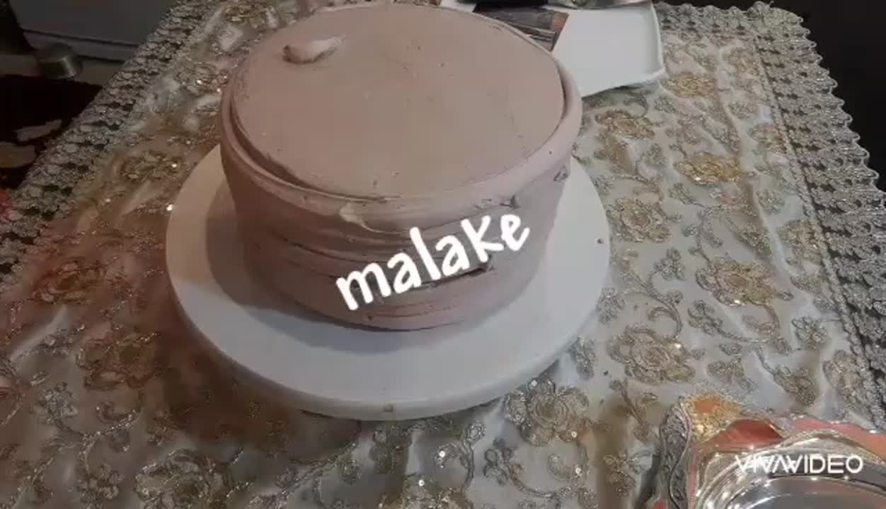 خامه کشی و تزئین کیک