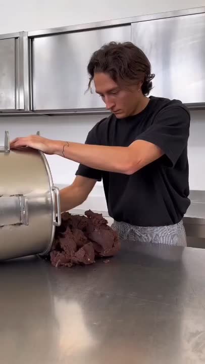 تارت شکلاتی جذاب