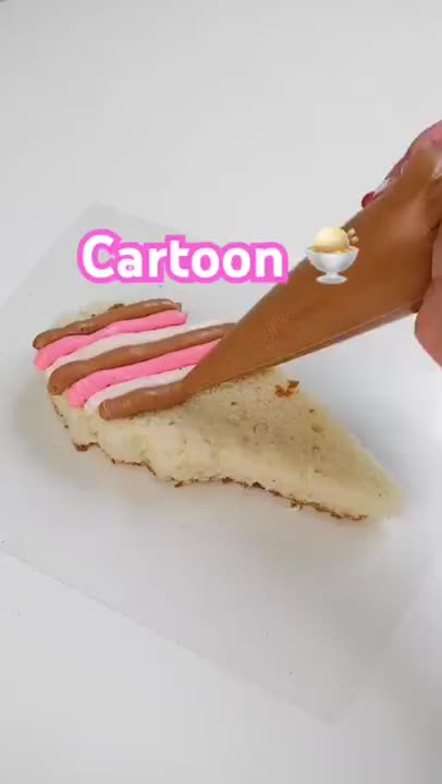 کیک بستنی قیفی کارتونی