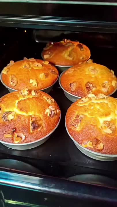 خوشمزه ترین و خوش بافت ترین کاپ کیک گردویی??