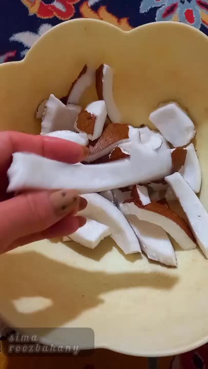 شیر نارگیل و پودر نارگیل