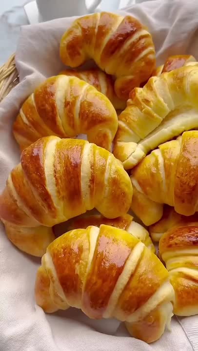 کروسان خوشمزه