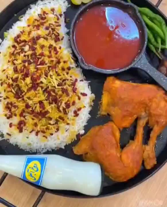 زرشک پلو با مرغ به سبک جدید ?سیو کن یه بارم این روش رو امتحان کن:)