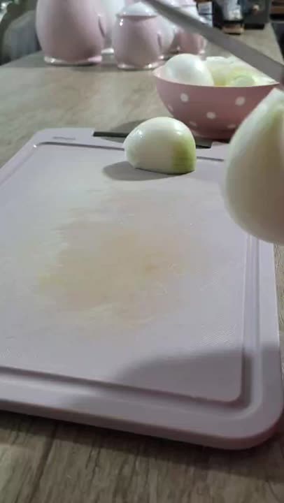 سوسیس بندری صرفا جهت صدای کلیپ می دونم خیلی سادست و همه بلدن