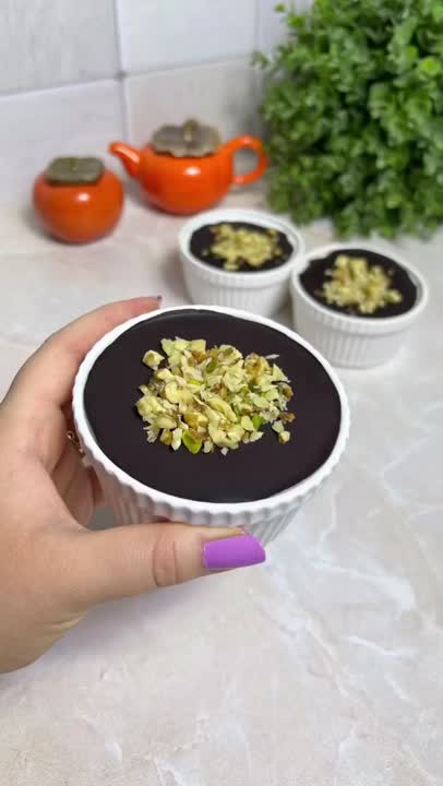 بستنی سالم با دو سه قلم مواد