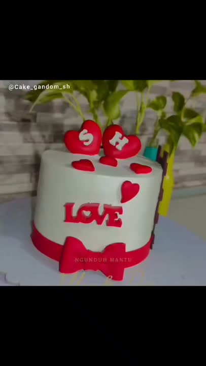 کیک شکلاتی بافیلینگ موزوگردو ?