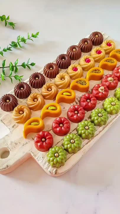 حلوا بوتیکی••