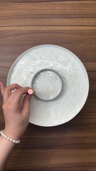 تزئین ماست و خیار