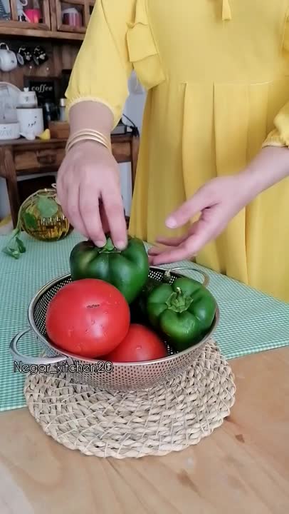 دلمه فلفل و گوجه فرنگی 