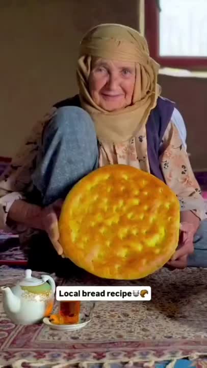 پخت نان محلی