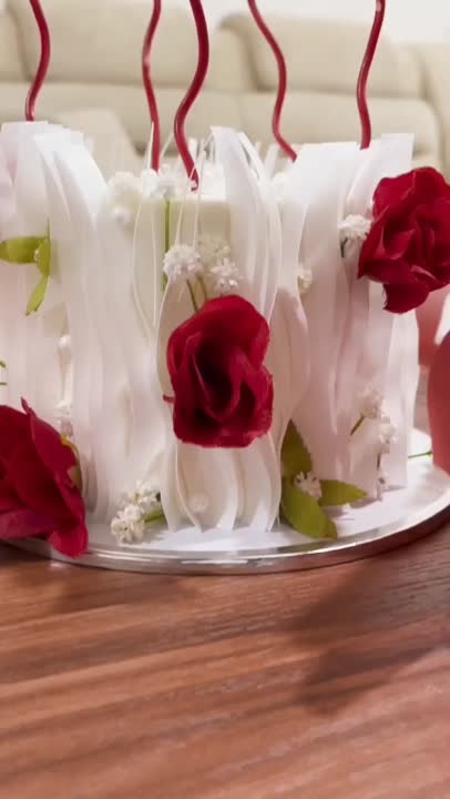 کیک ترند با گل