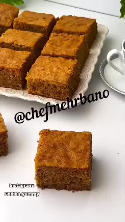 کیک برشی هویج و گردو