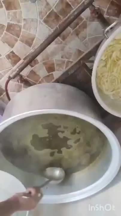 آش نذری حضرت فاطمهحاجت روایی همگی دوستان 