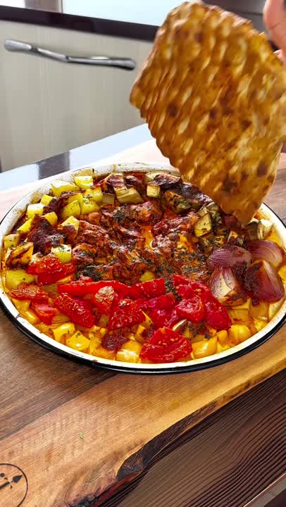 لقمه تو دل برو. 