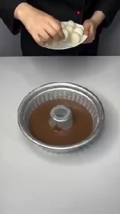 کیک سوپرایز نارگیلی