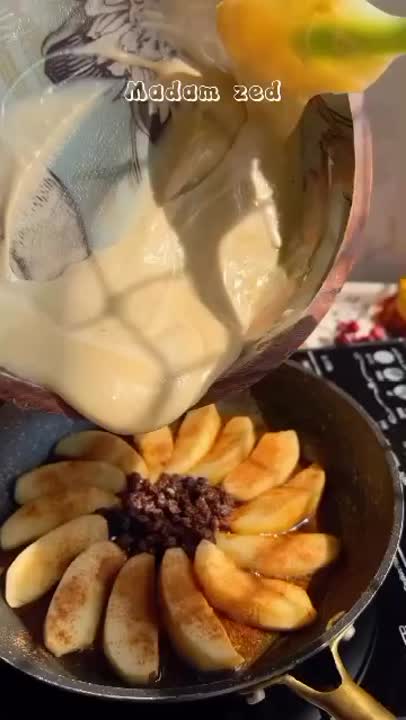 کیک آپساید دون سیب 