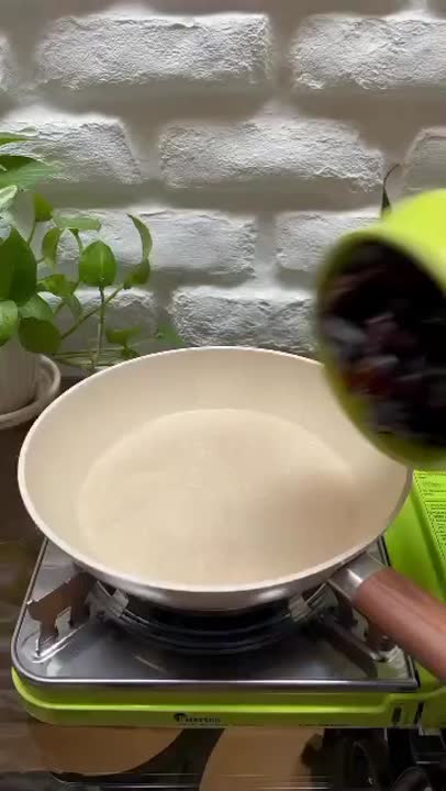 خرما بیسکوییت خوش‌عطر  