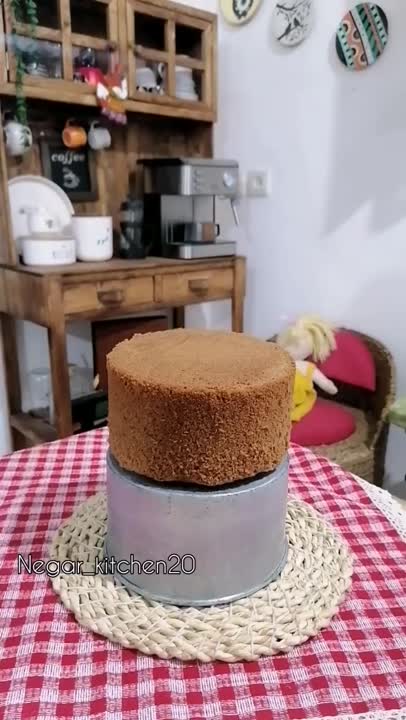 کیک نسکافه‌ای اسفنجی 