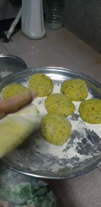 نون گوشت وسبزی عراقی 