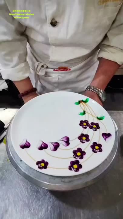 تزئین بشقاب