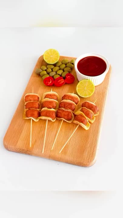 فینگر فود سوسیس