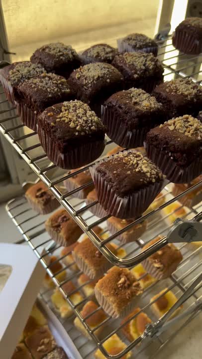 کیک لقمه ای بازاری?