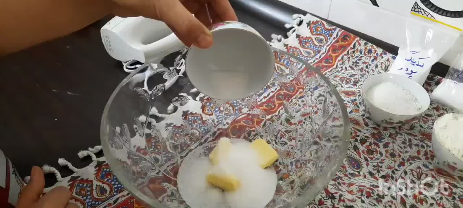 کیک مکرون نارگیلی