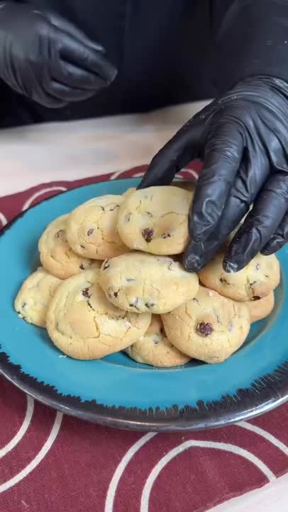 شیرینی کشمشی