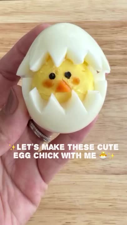 تزیین ساده و زیبای تخم مرغ آبپز