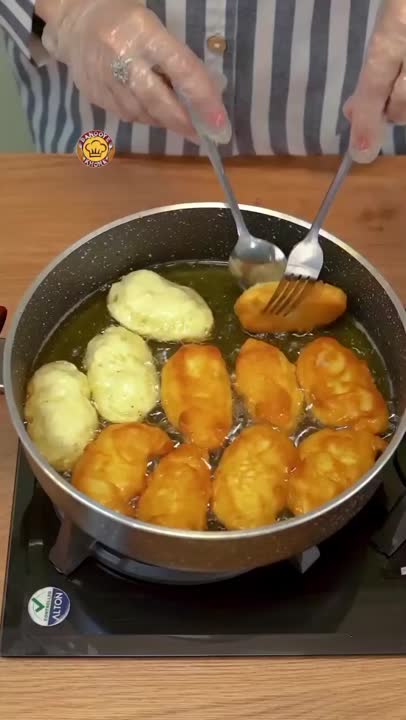 پیراشکی سیب