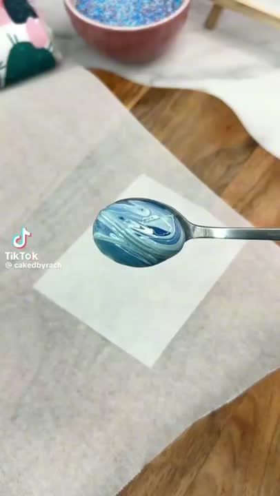 موج سواری روی کاپ کیک