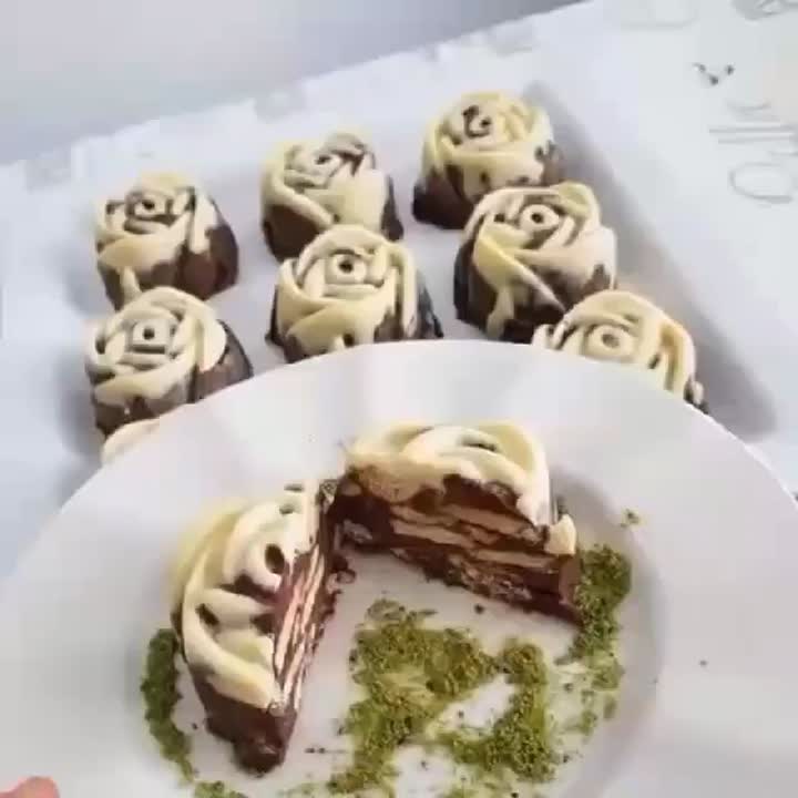 دست بيسکوئيتی