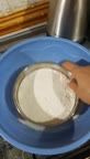 طرز تهیه خمیر نون برنجی