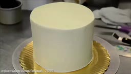 تزیین کیک خوشگل?