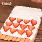 رولت توت فرنگی