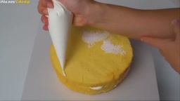 تزئین زیبای کیک پارت۱